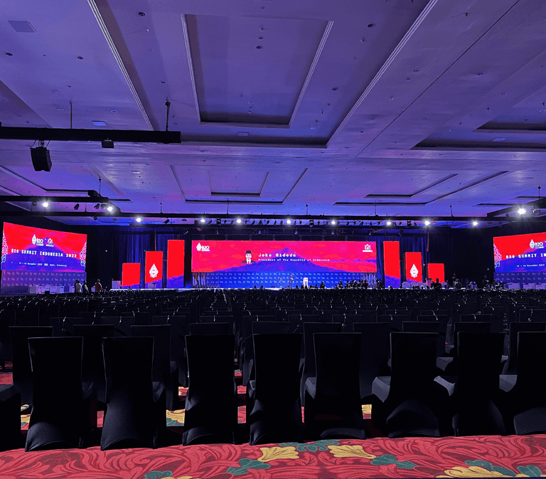 large display solutions 7